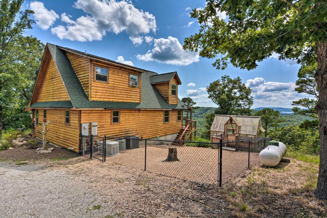 Spacious Log Cabin With Fire Pit And Game Room! Eureka Springs Exterior foto